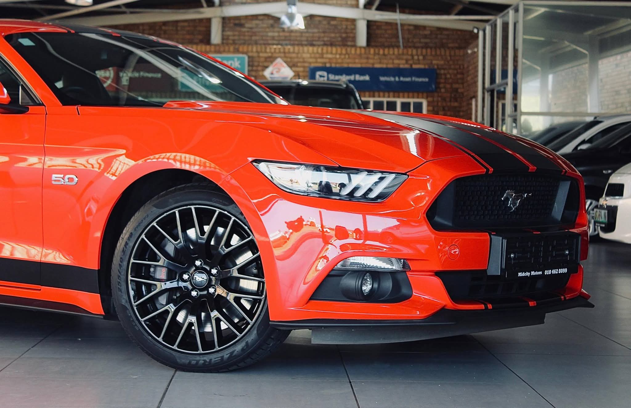 🔥Ford Mustang 5.0 GT Fastback Coupe A/T - Image 2